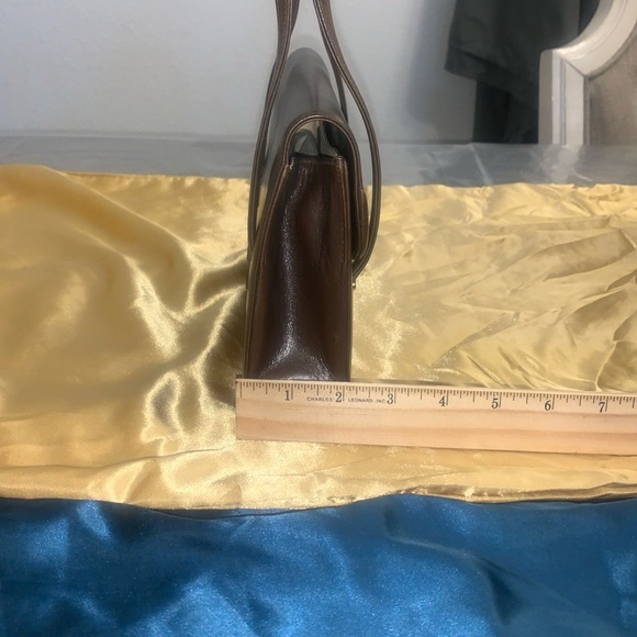 EUC Vintage Gucci Elegant Brown Leather Small Handbag EUC clean - Picture 4 of 10